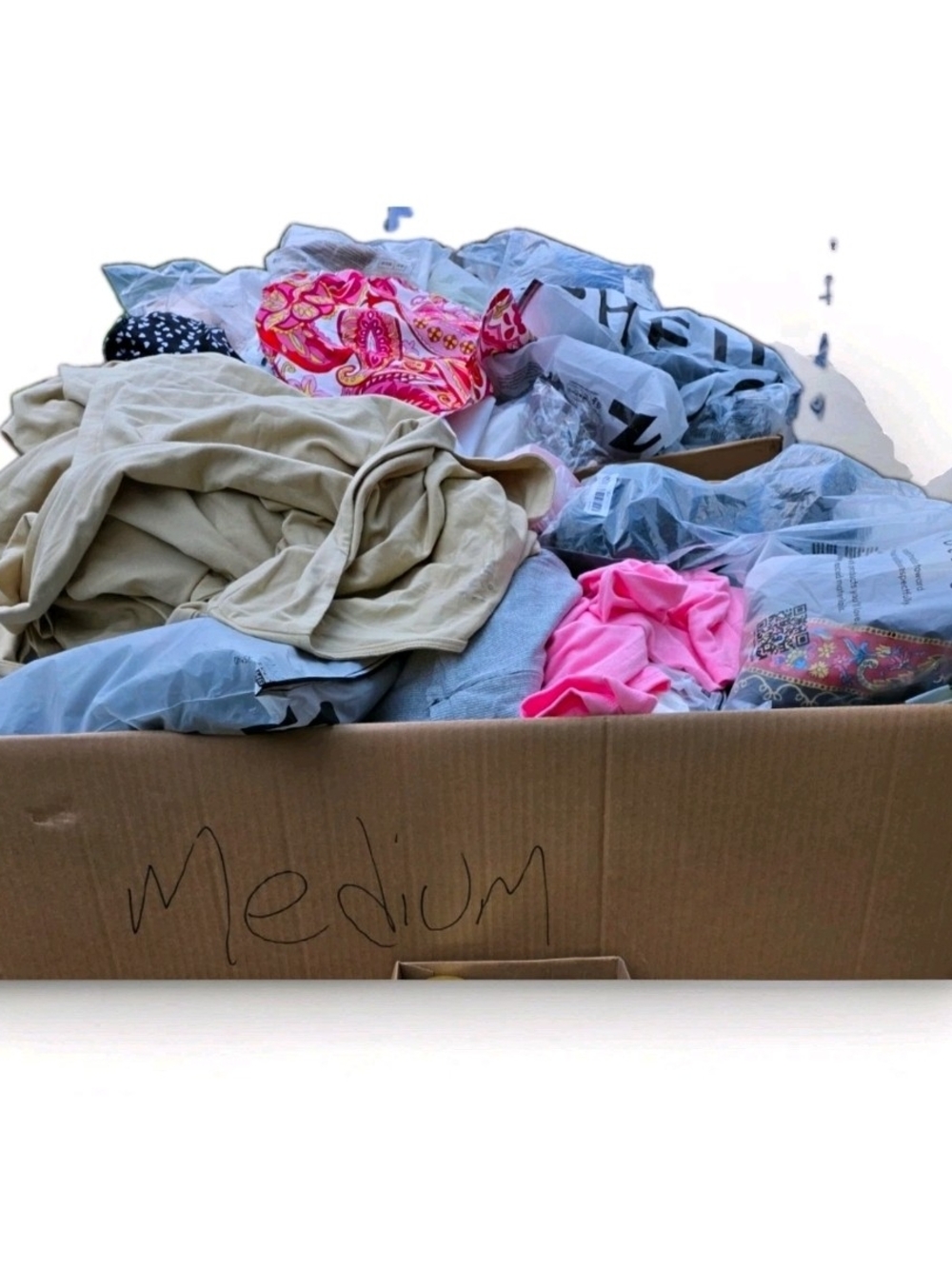 12pcs SIZE MEDIUM OF NEW TARGET WOMENS CLOTHING LOT